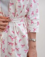 ست 3 تکه راحتی / بیمارستانی (بدون هدبند/ تل) پنبهٔ ارگانیک طرح پاپیون(Papillon) | برند دریمو - Image 4